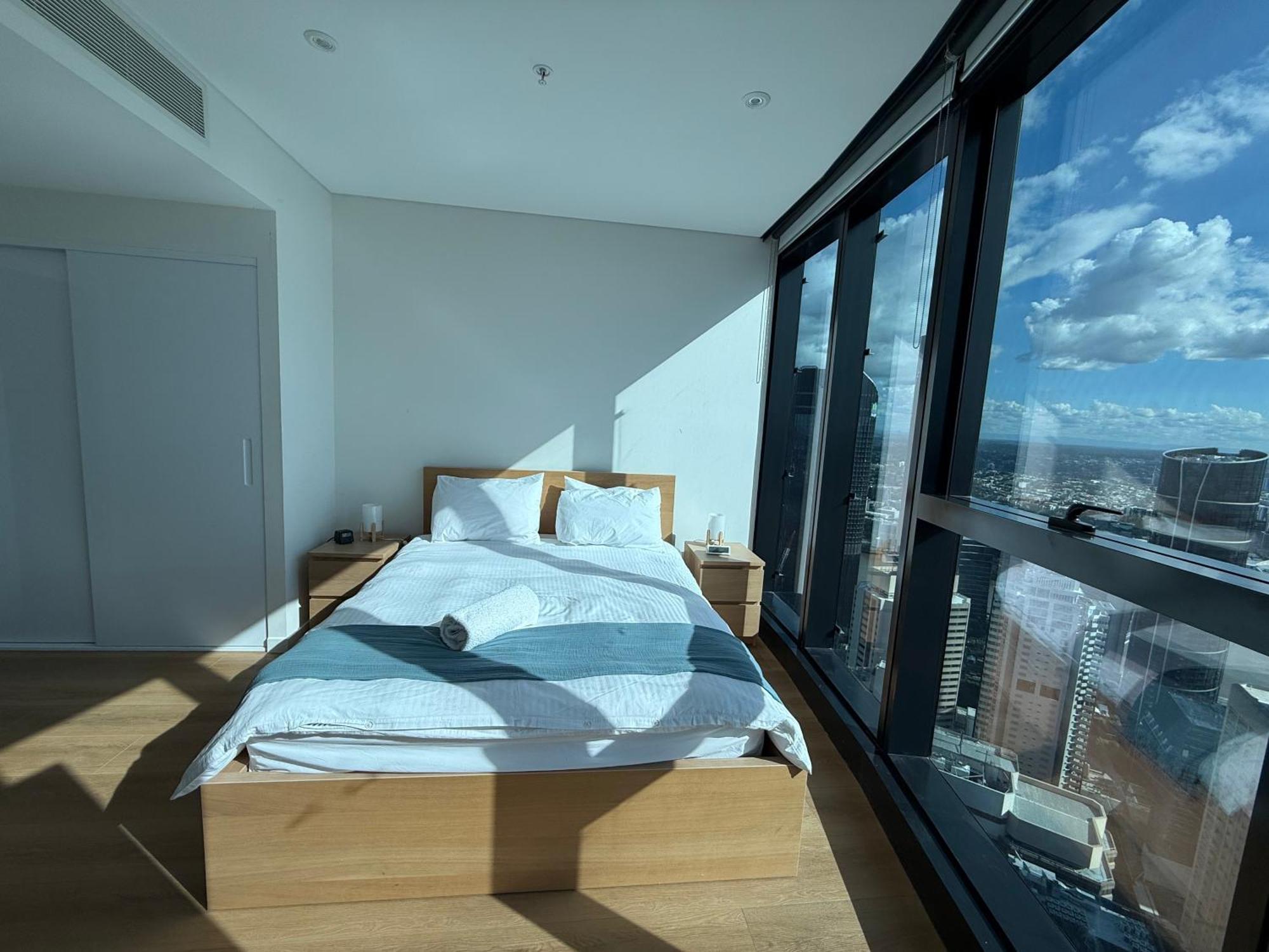 Amazing Views 60Th Level Skytower 3 Bedrooms Brisbane Bagian luar foto